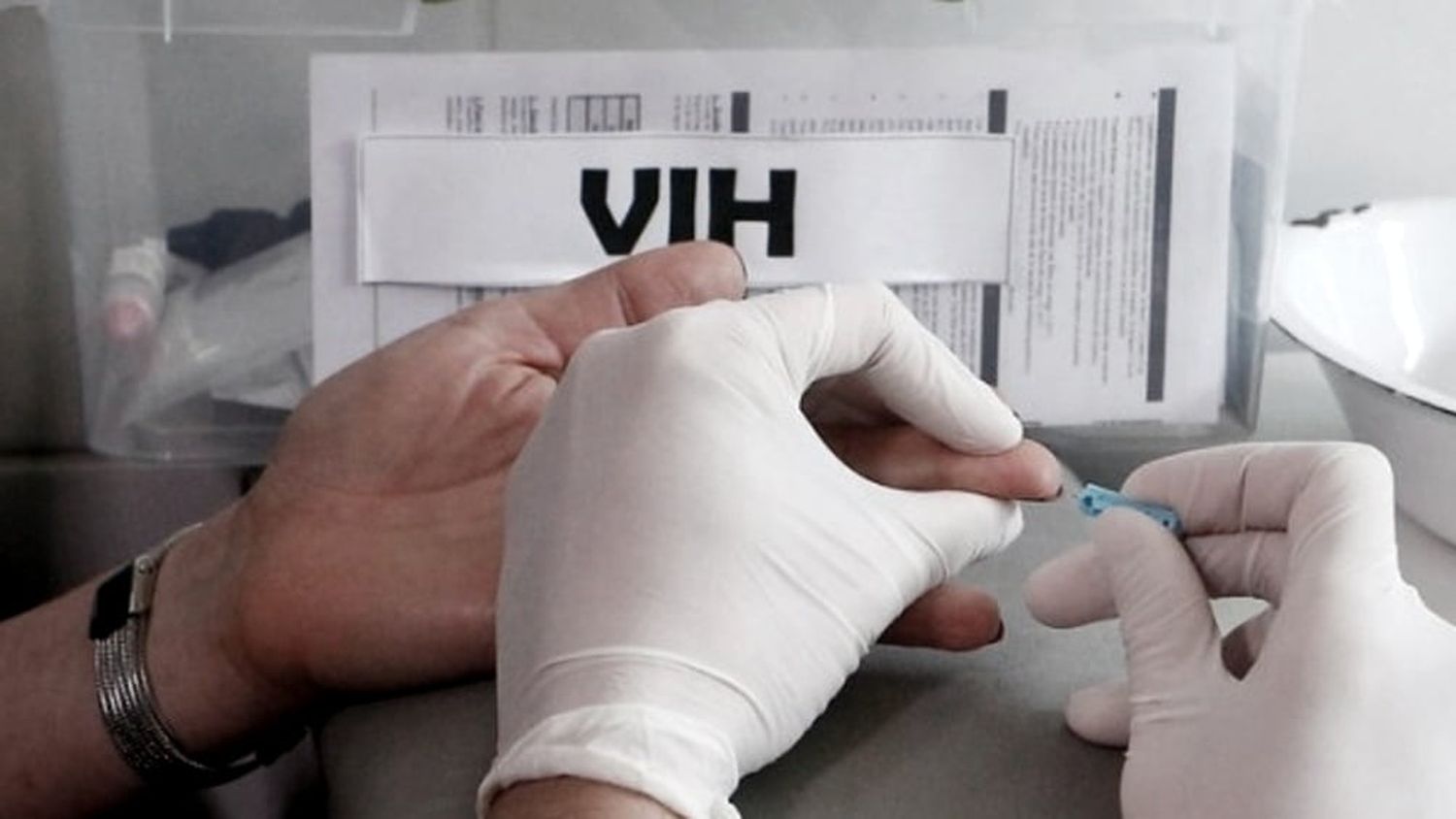 Unas 70 personas se acercaron al Hospital a realizarse el test de VIH