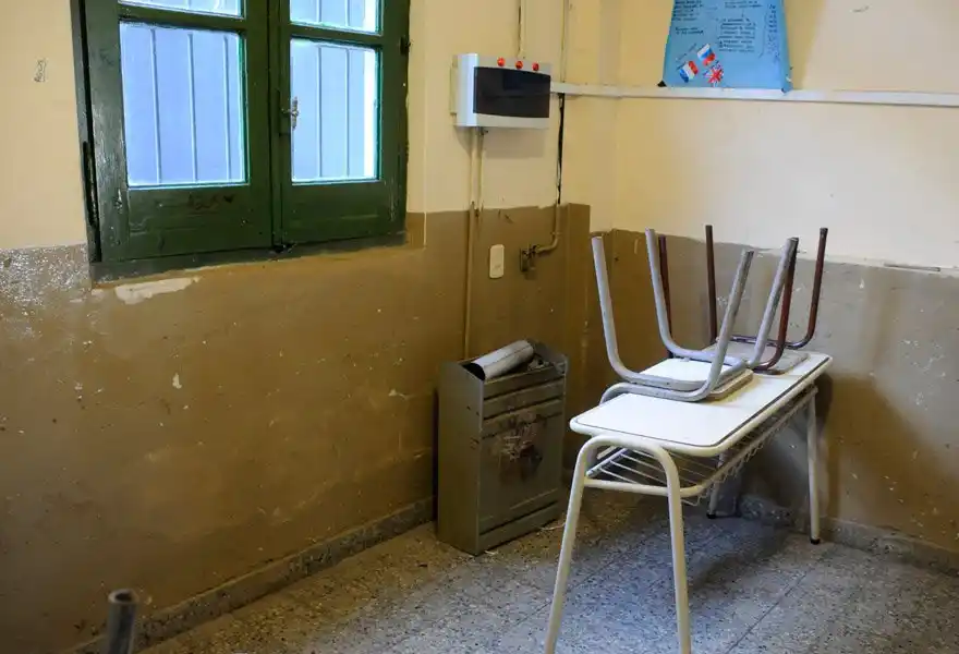 Polémica en General Rodríguez por el aviso del Consejo Escolar sobre el frío en las aulas: “El cuerpo humano irradia calor"