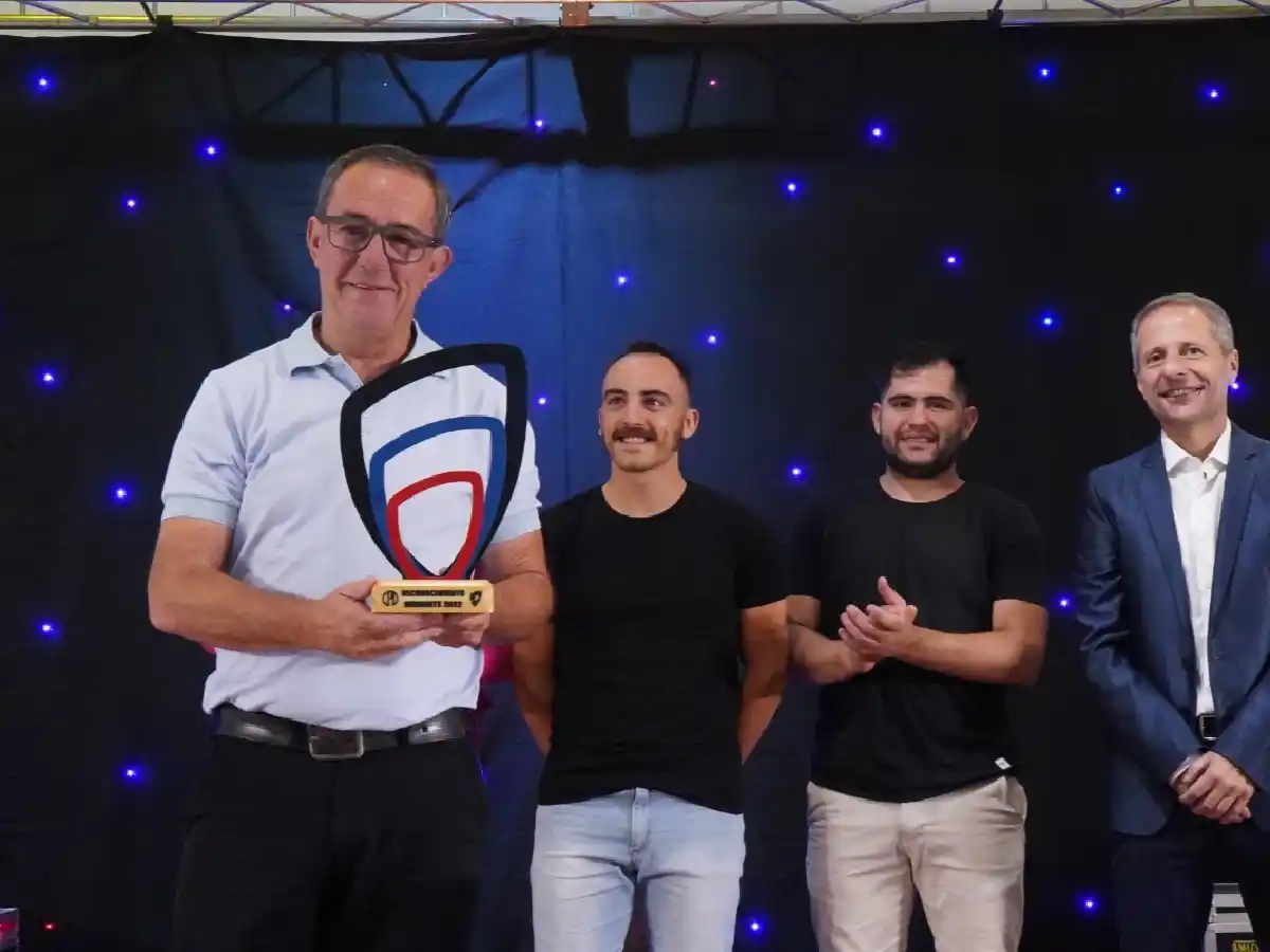 “El dirigente tiene amor por la camiseta”