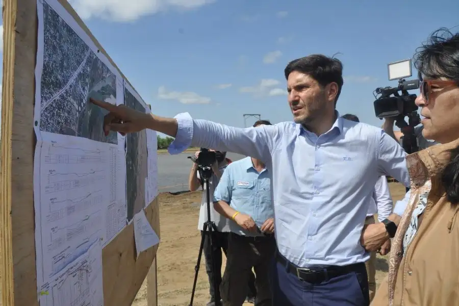 “Somos la única provincia que le está metiendo mucho ritmo y recursos a la obra pública°, afirmó el gobernador</p><p>Prensa gobierno de la Provincia