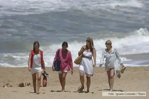 Durante el fin de semana largo se movilizarán 1,1 millones de turistas