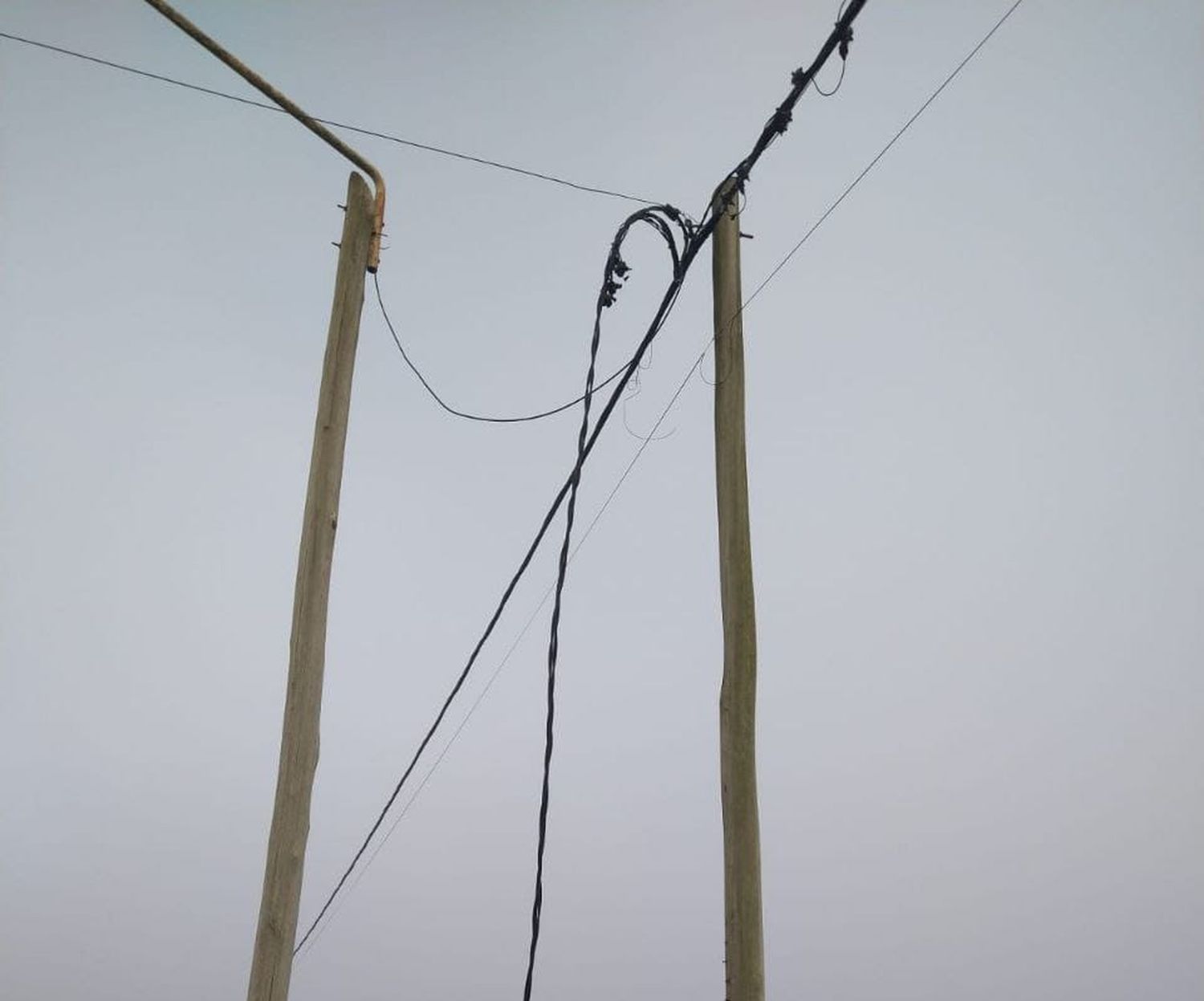 Robaron cables en Villa Cordobita