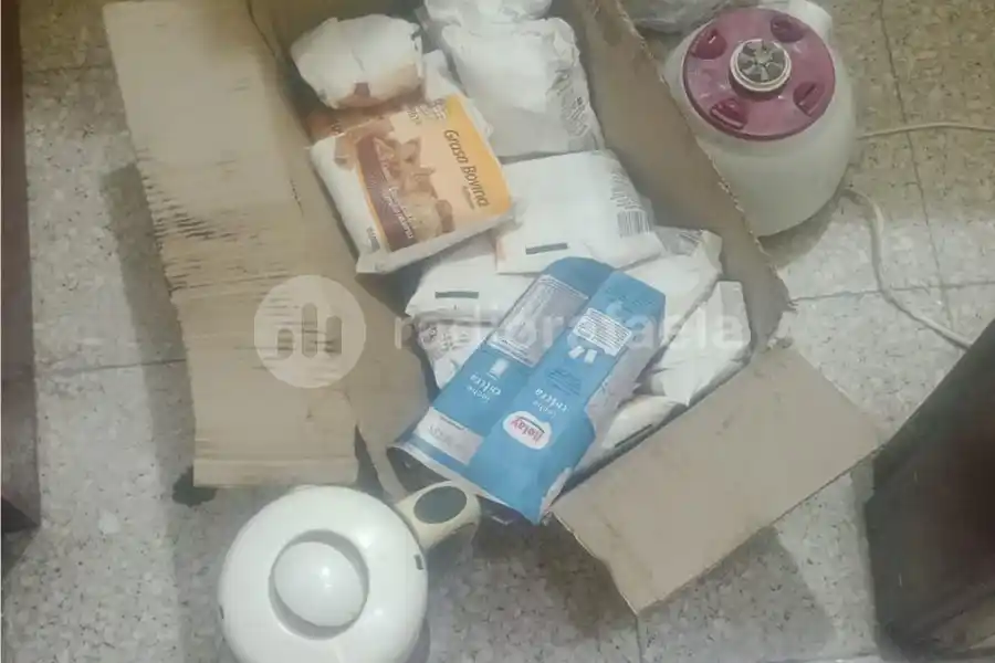 Casi que se llevan los choris para la choripaneada, pero no pudieron salirse con la suya