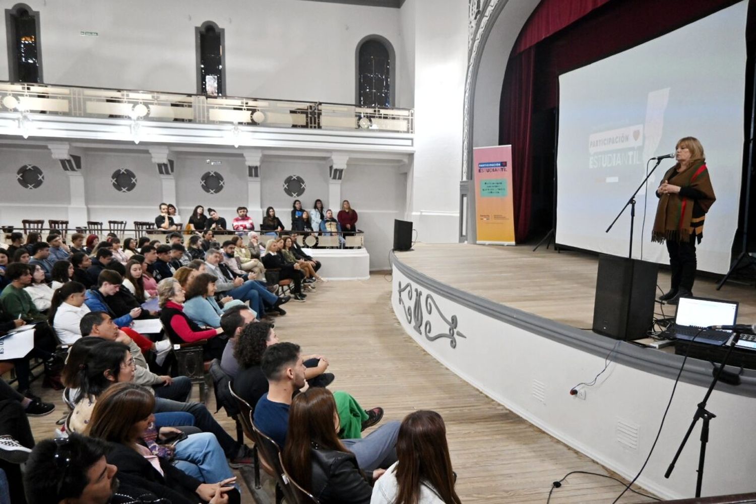 Estudiantes del sur santafesino participaron del Encuentro Provincial de Jóvenes Protagonistas