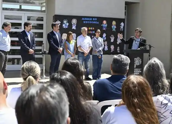 Kicillof inauguró el Jardín de Infantes N°919 en Necochea