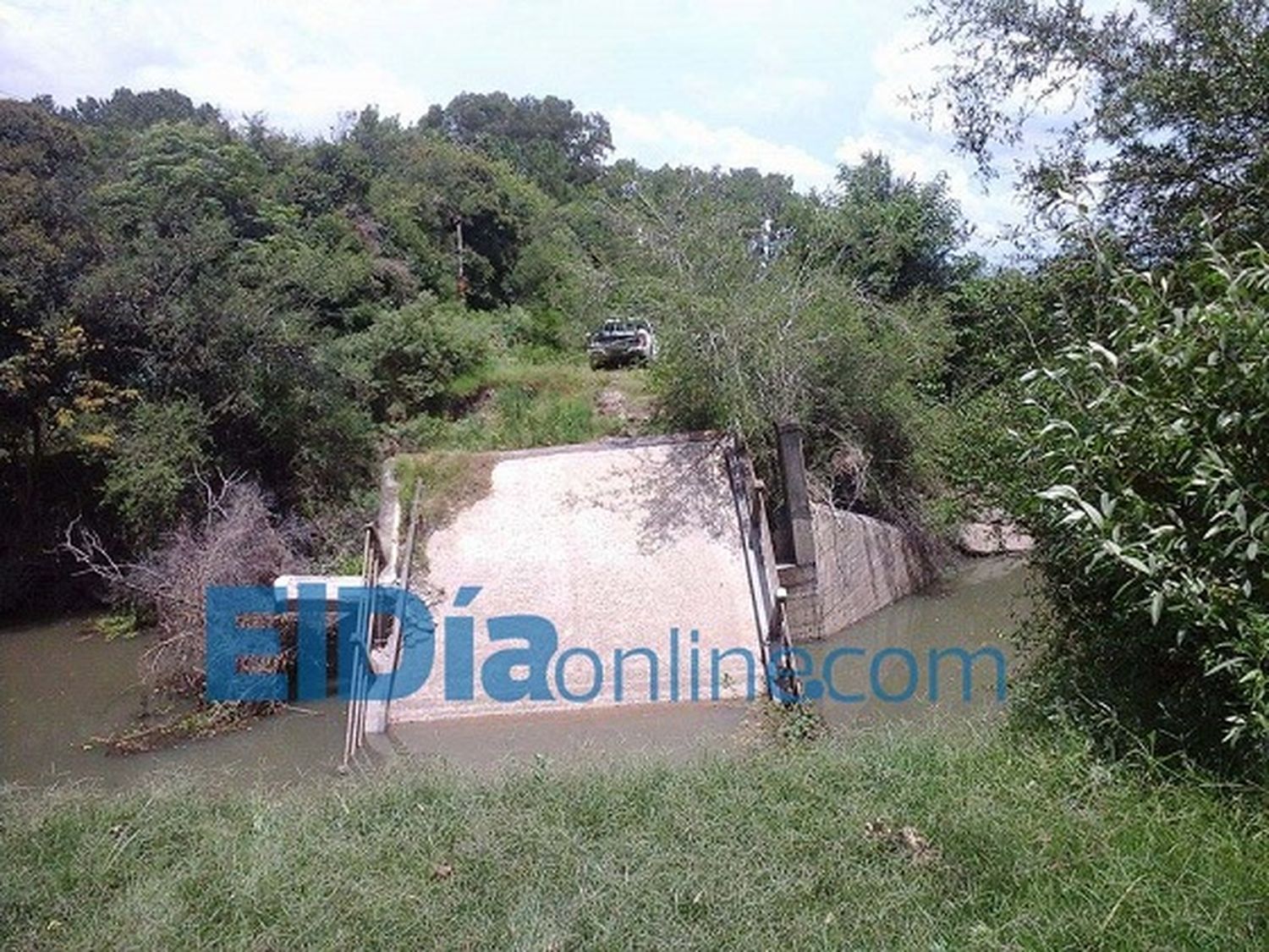 Reclaman señalización en el Arroyo El Sauce