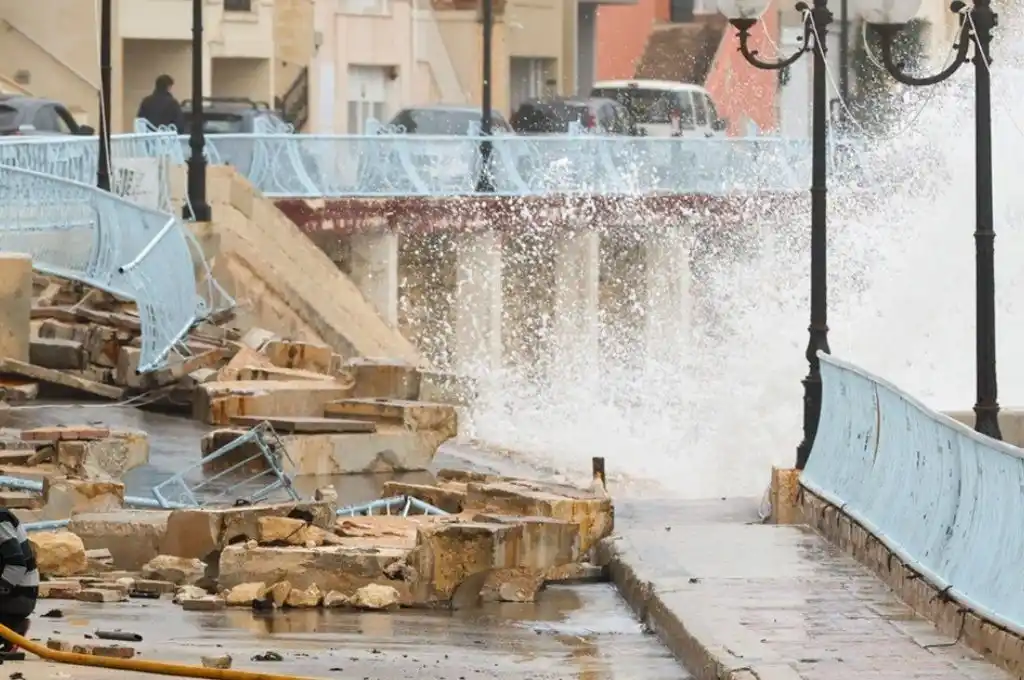 Destrozos e inundaciones provocados por el ciclón Harry