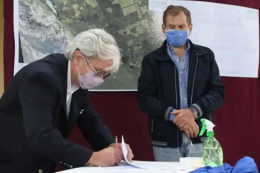 Ejecutarán obras hídricas que beneficiarán a 150 mil habitantes