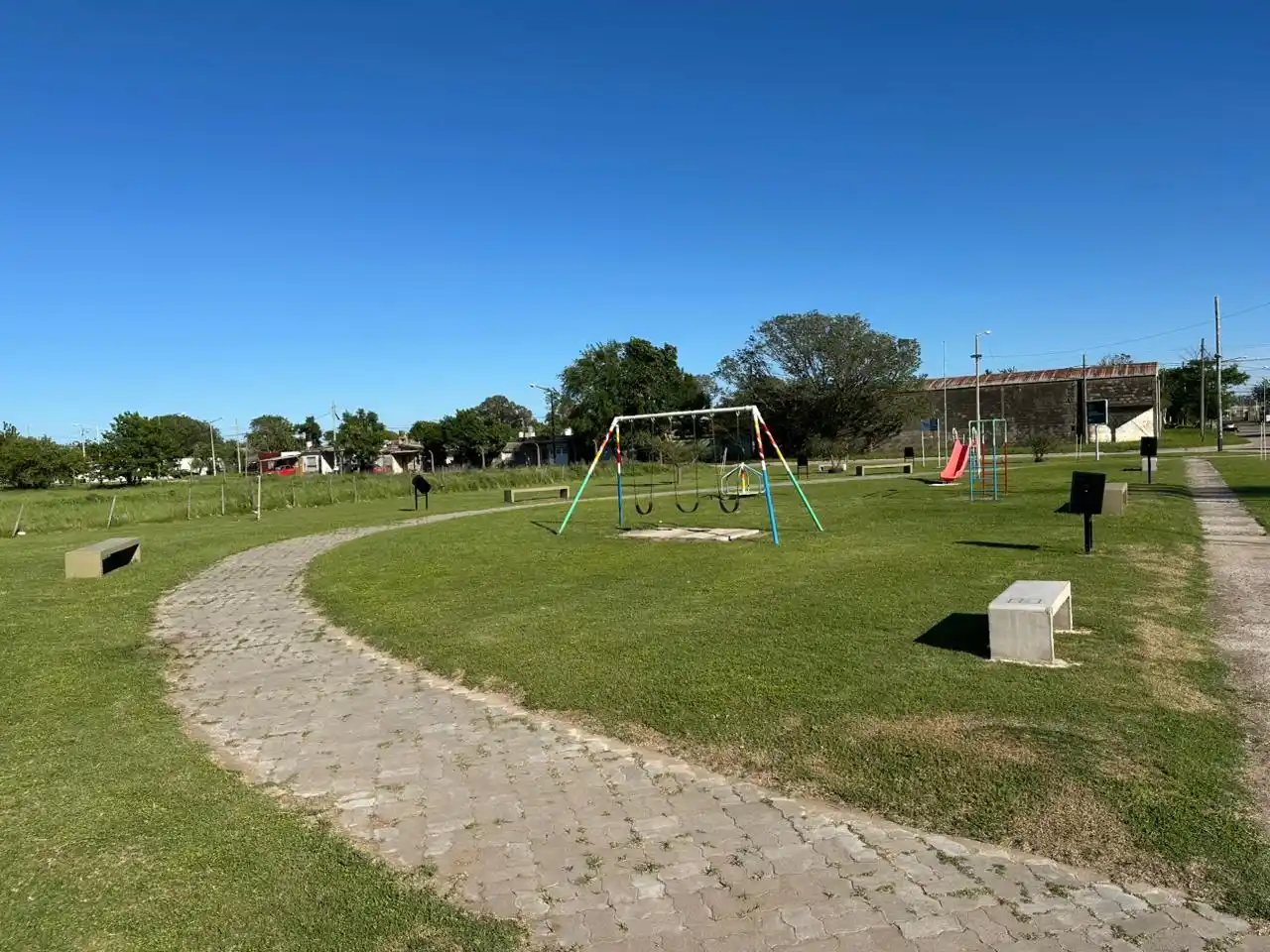 La plazoleta luce renovada tras las obras.