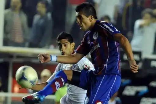 Mil vueltas: San Lorenzo y Argentinos jugarán el lunes a las 21.15