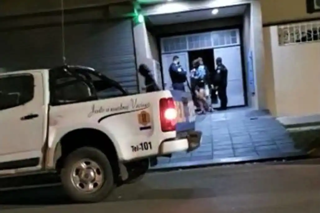 Clausuraron tres fiestas clandestinas en Concordia con casi 100 personas en cada una