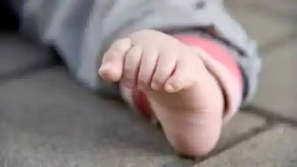 Atraparon a la madre y el padrastro de una niña de 11 meses asesinada A GOLPES en La Vega