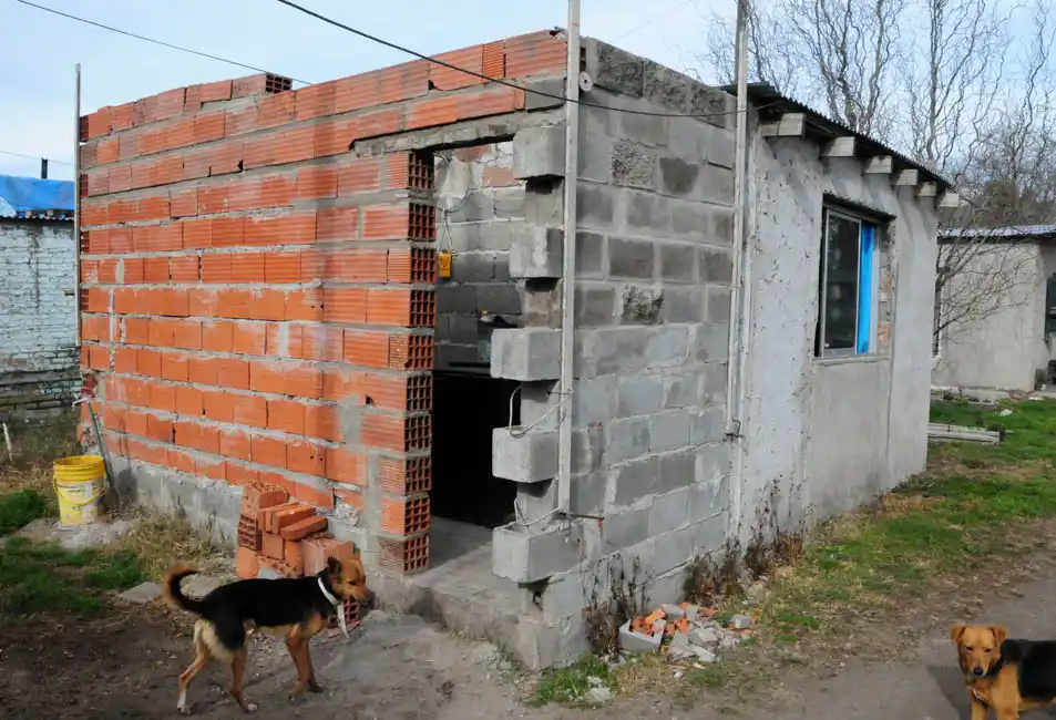 Thiara recibió su nuevo marcapasos y espera ayuda para mejorar las condiciones de su casa