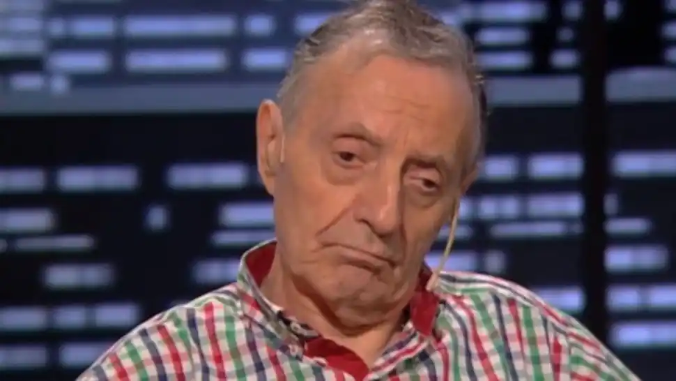 Tristán se atrincheró en su departamento de Recoleta: amenazó con un arma al hijo