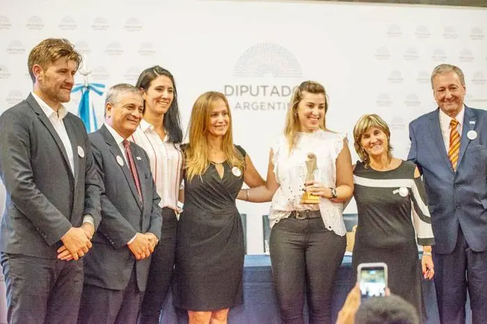 En el Congreso de la Nación, el director del Instituto Becario participó de la distinción a municipios y organizaciones sociales