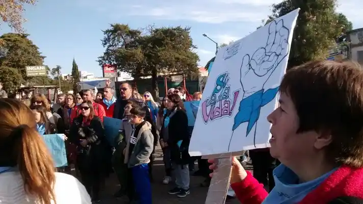 Del Anfiteatro a los Obeliscos: la marcha en contra del aborto