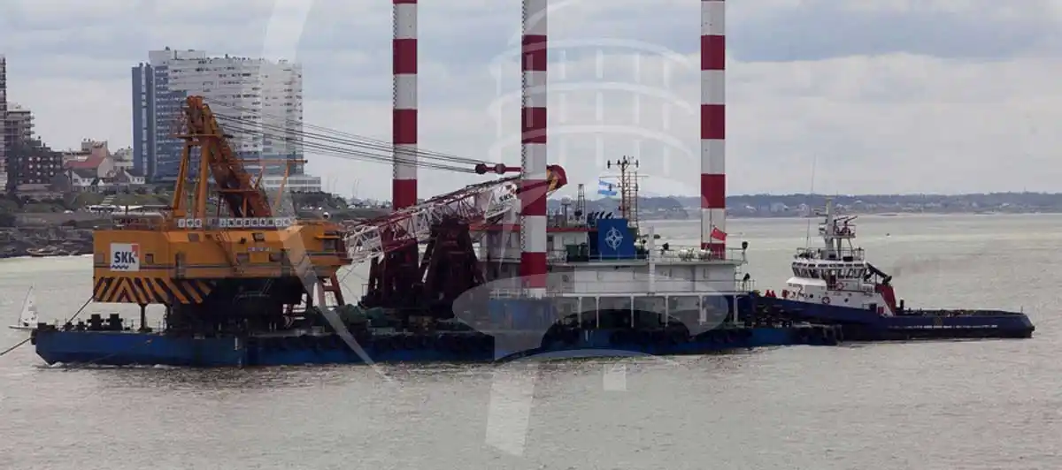 Se demora la llegada de la draga al Puerto