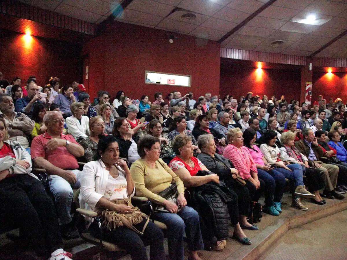 Se entregaron los créditos del programa "Mejor hogar"