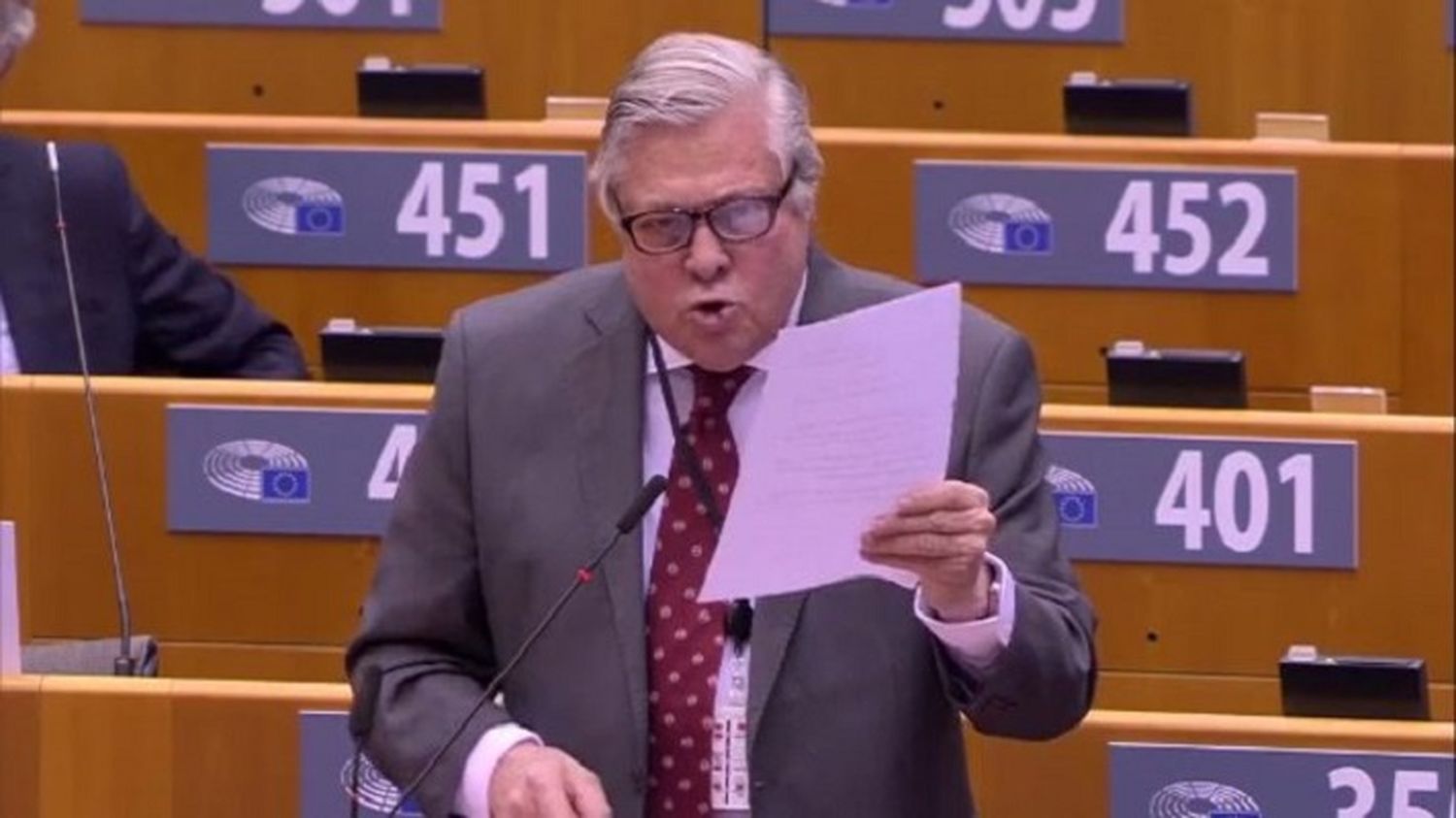 López Gil ENCARA a Borrell: «Concertar con el régimen de manera secreta es ingenuo»