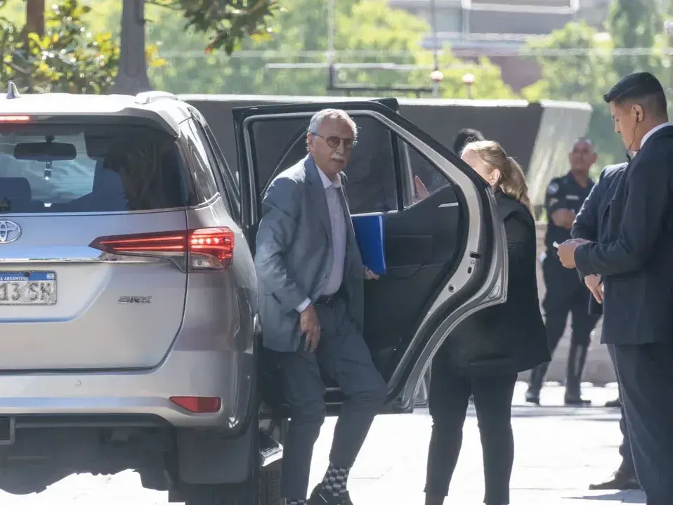 El Ministerio de Salud firmó un acuerdo para fortalecer el acceso a medicamentos e insumos