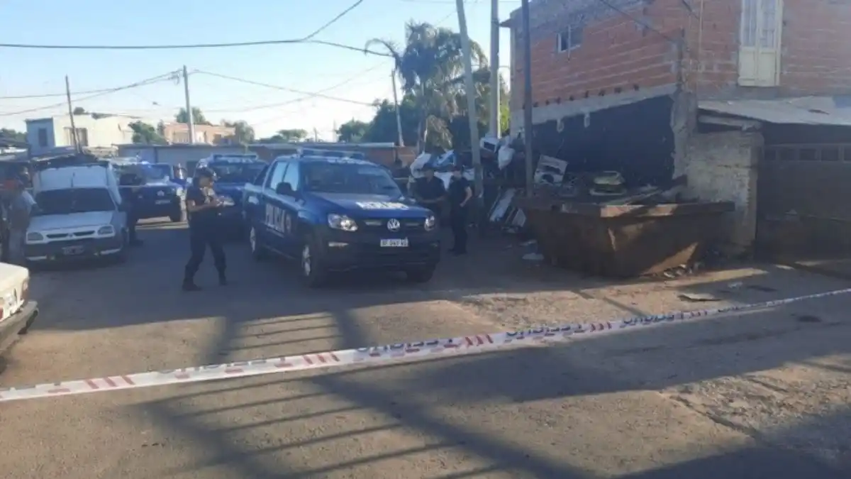 Matan a un joven rosarino de un tiro en la cabeza y por el hecho detienen a su padre