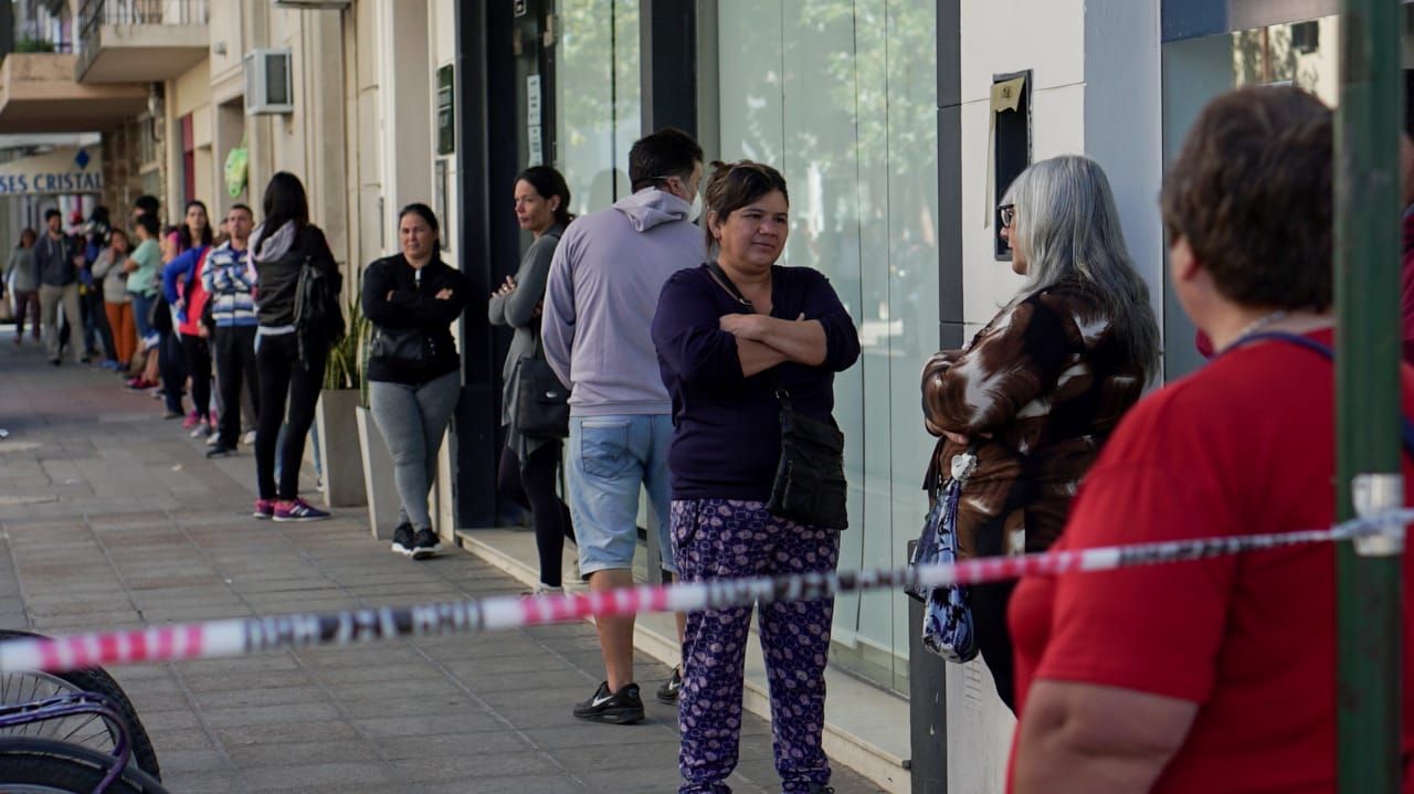 Nuevas medidas exclusivas para el cobro de jubilados en los bancos