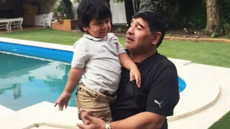 El costoso regalo que Maradona le hará a Dieguito Fernando
