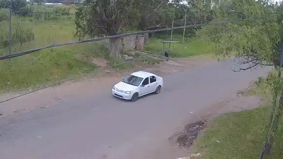 Los siguieron con las cámaras del COM: recuperaron vehículos robados y desbarataron búnker de drogas y armas