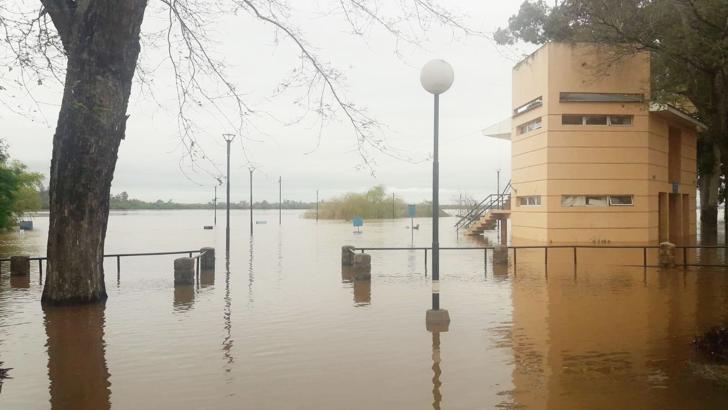 Las perspectivas de la CARU sobre el río Uruguay y sus playas en el verano 2024