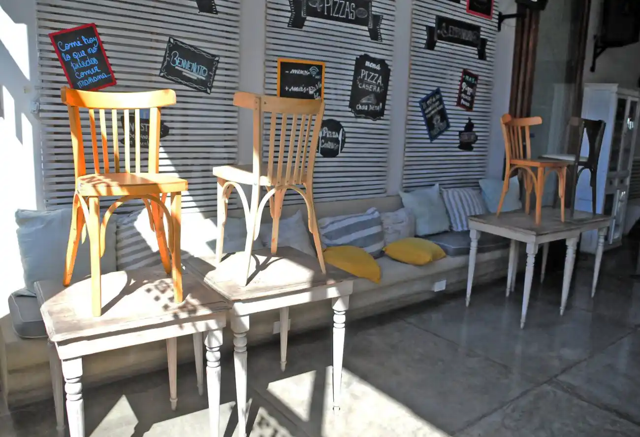 Sin respuesta de la Provincia, gastronómicos ratificaron que mañana abrirán los locales 