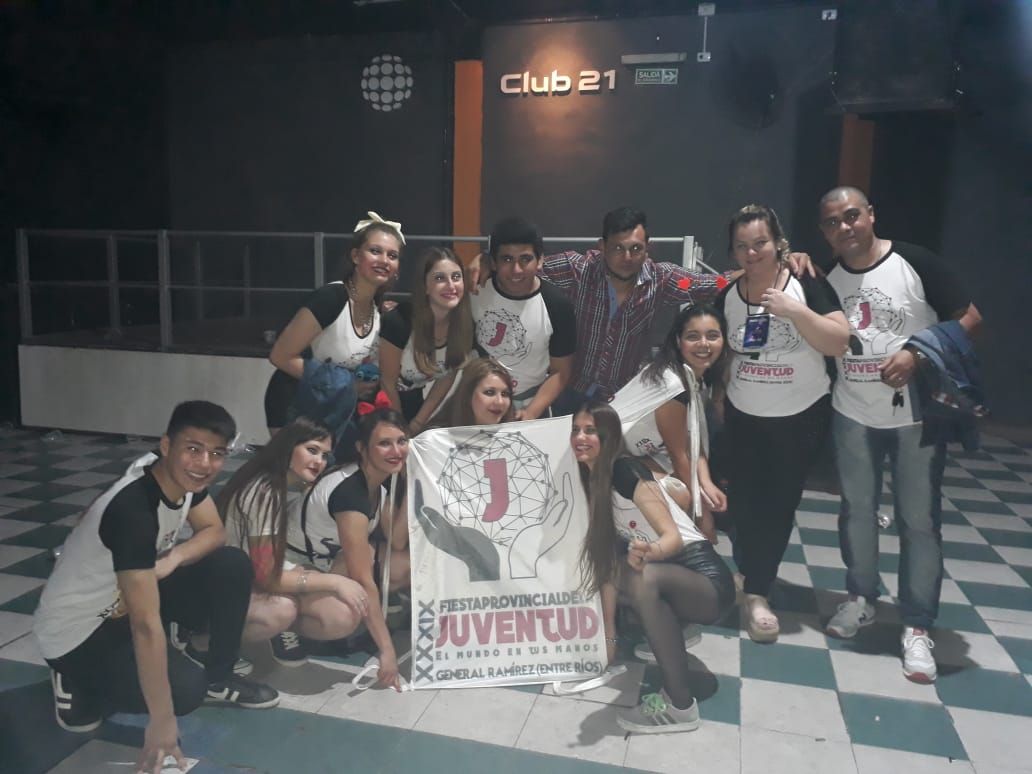 Comenzó la fiesta organizada por jóvenes para jóvenes