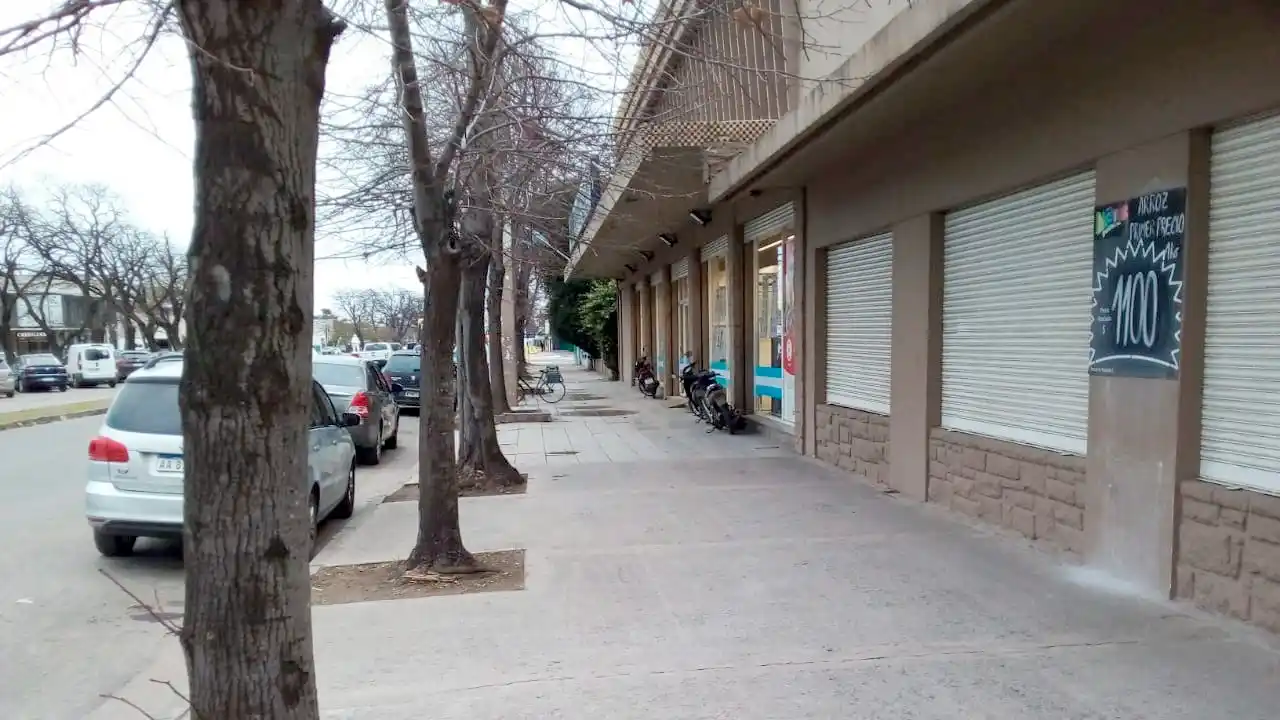 En el supermercado de avenida 59 al 1800, ocurrió el audaz ilícito a plena luz del día