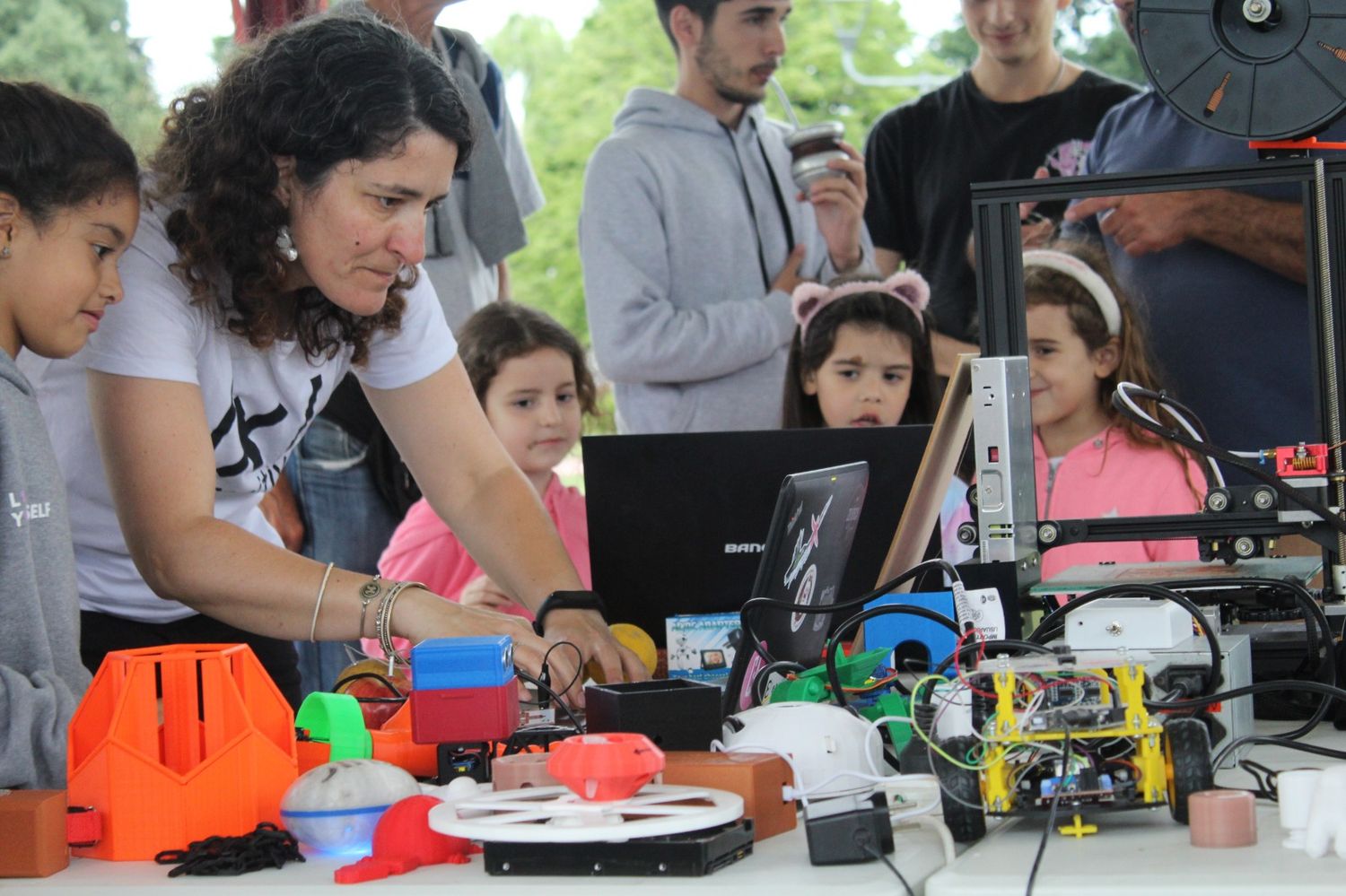 La universidad sacó la ciencia a la calle con la ExaTec