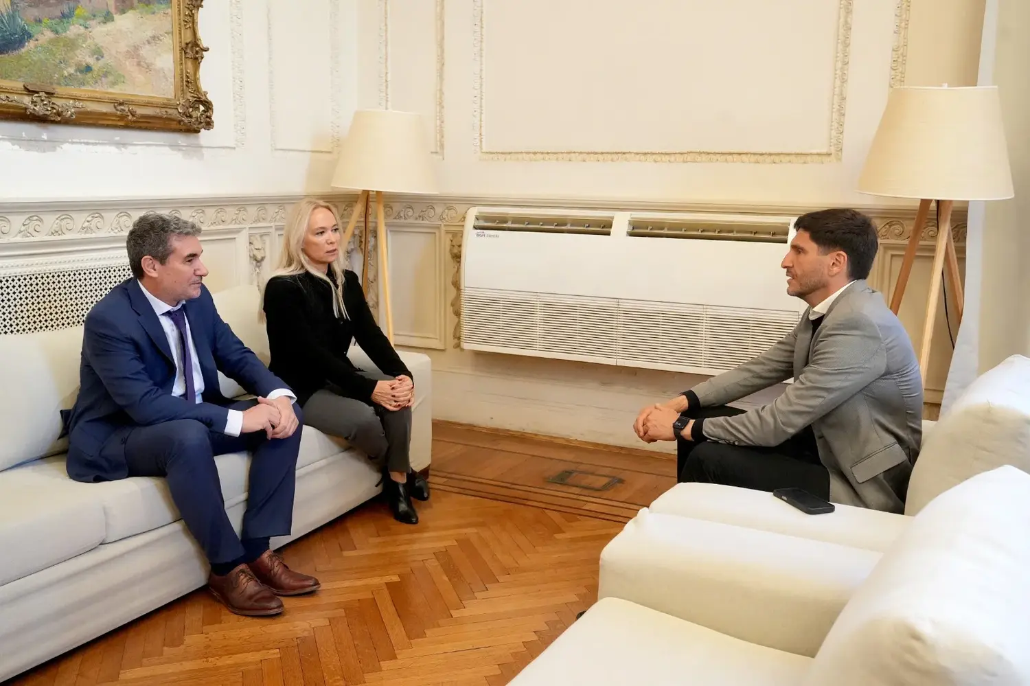 Vranicich y Merlo se reunieron con Pullaro para fortalecer la política de persecución penal en Santa Fe