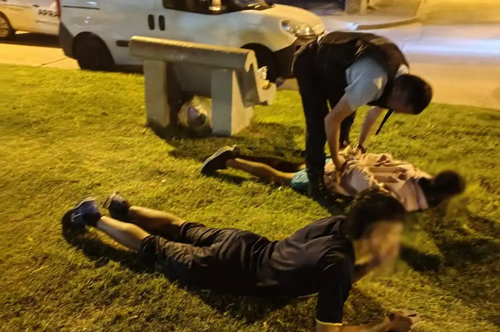 Dejó la bici un minuto mientras compraba en la panadería y se la robaron