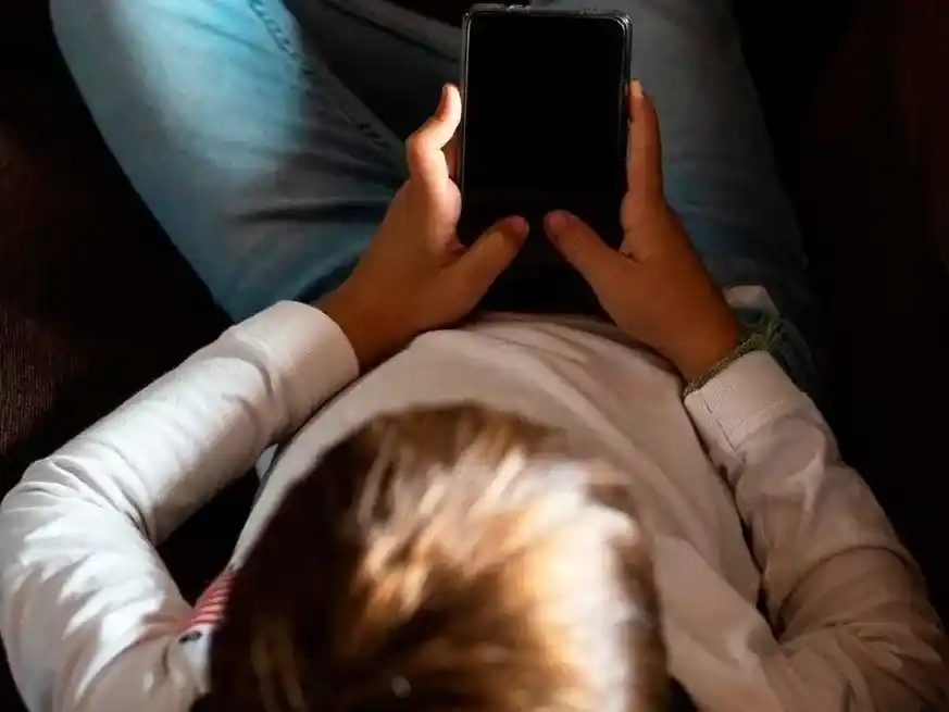 Las redes sociales se convirtieron en un espacio de riesgo para los más jóvenes.