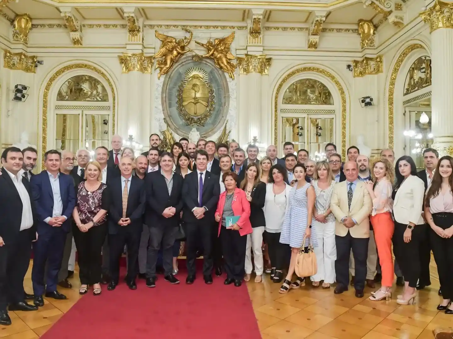 Diputados y senadores de LLA.