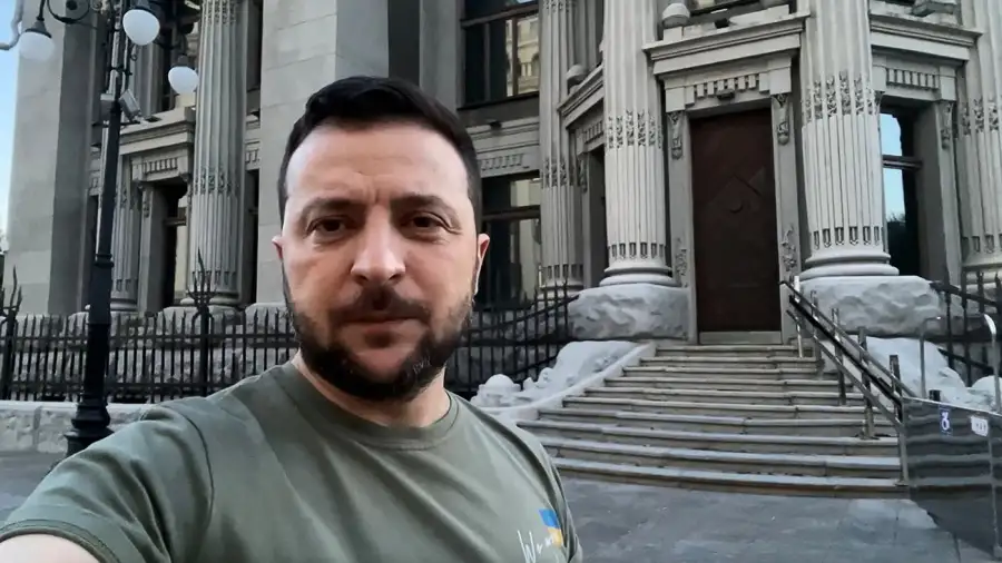 Zelenski pidió a los asistentes al festival de música más importante del mundo su apoyo contra la invasión rusa.