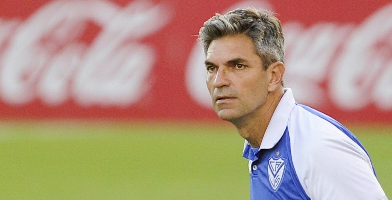 Mauricio Pellegrino renunció y dejó de ser el DT de Vélez