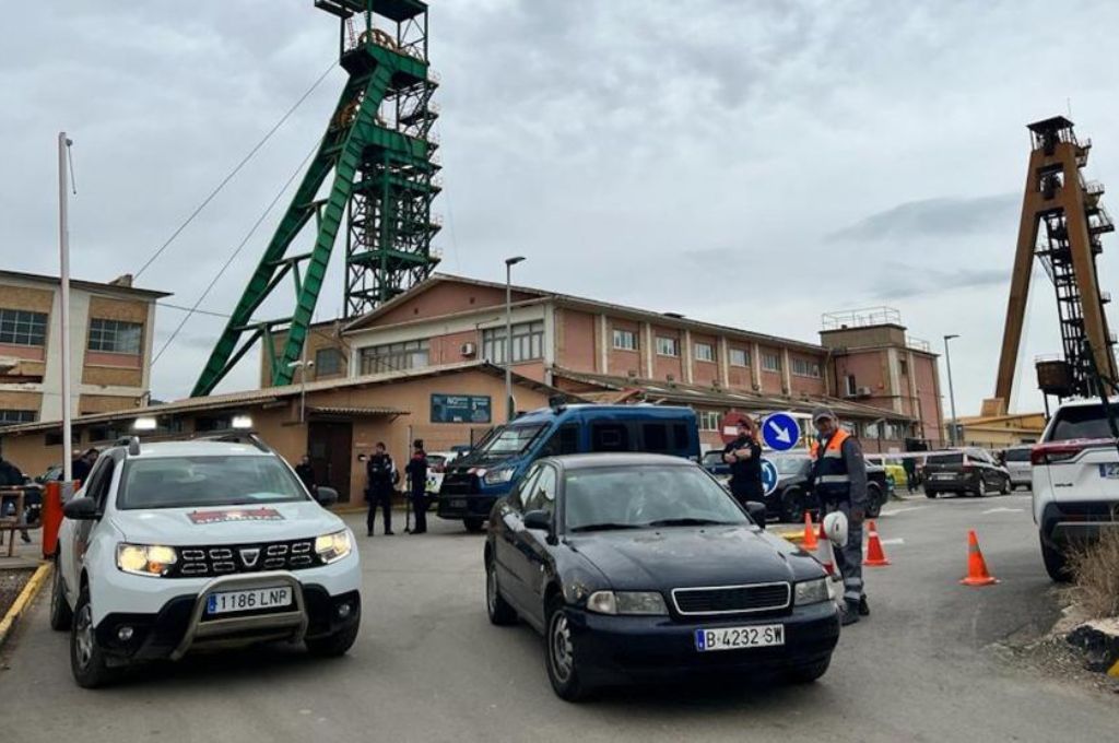 Trágico desprendimiento en una mina de Cataluña: hay al menos tres trabajadores muertos