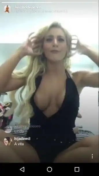 Traicionada por el escote: la chica del clima de TyC quedó “con todo” al aire