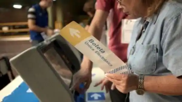 El Gobierno quiere tener listo el voto electrónico para 2017