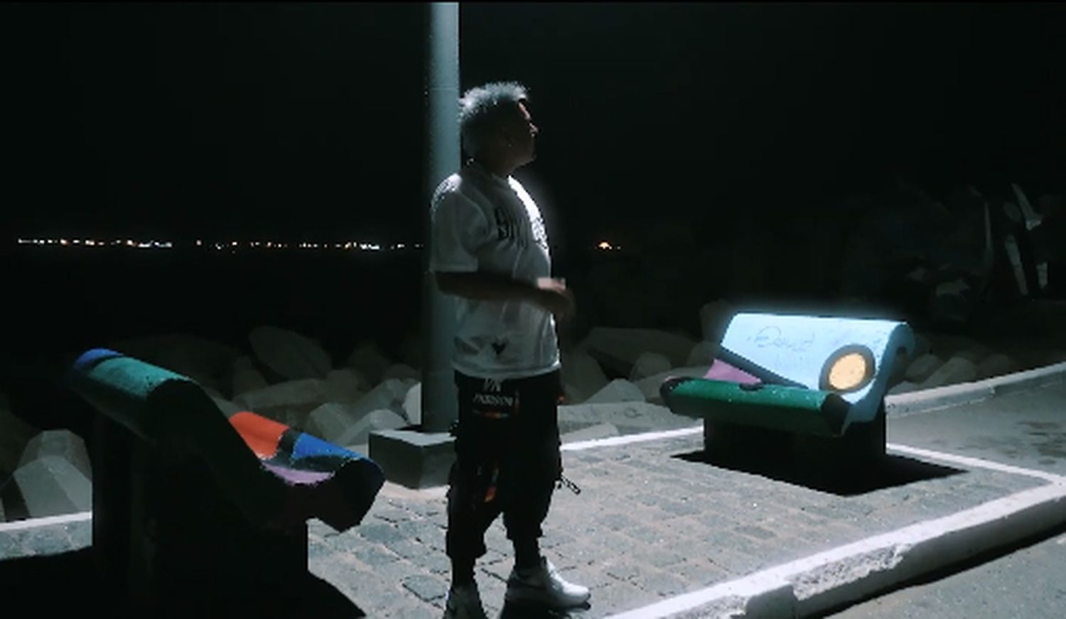 Creció en Santamarina soñando con cantar y ahora lanzó su primer videoclip