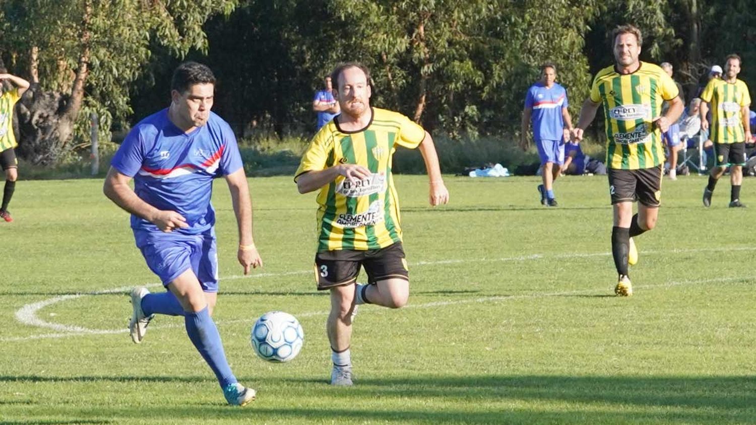 Acción del fútbol. En la Lex Cup