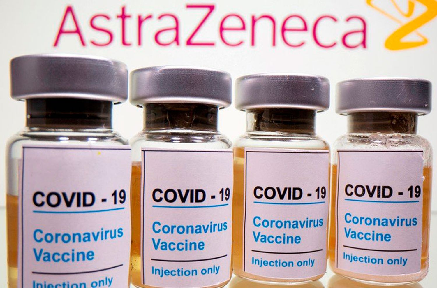 AstraZeneca y Rusia anuncian ensayos clínicos que combinan sus dos vacunas contra el coronavirus