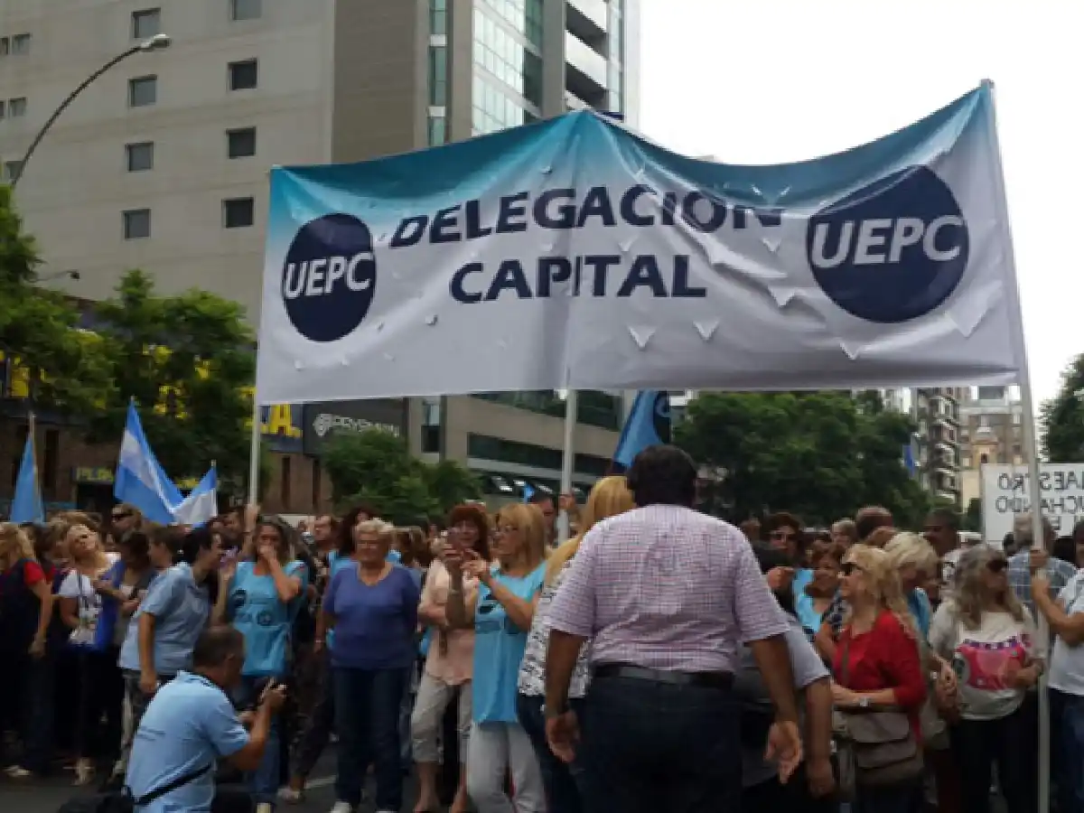 Garantizan cláusula gatillo para los docentes de Córdoba