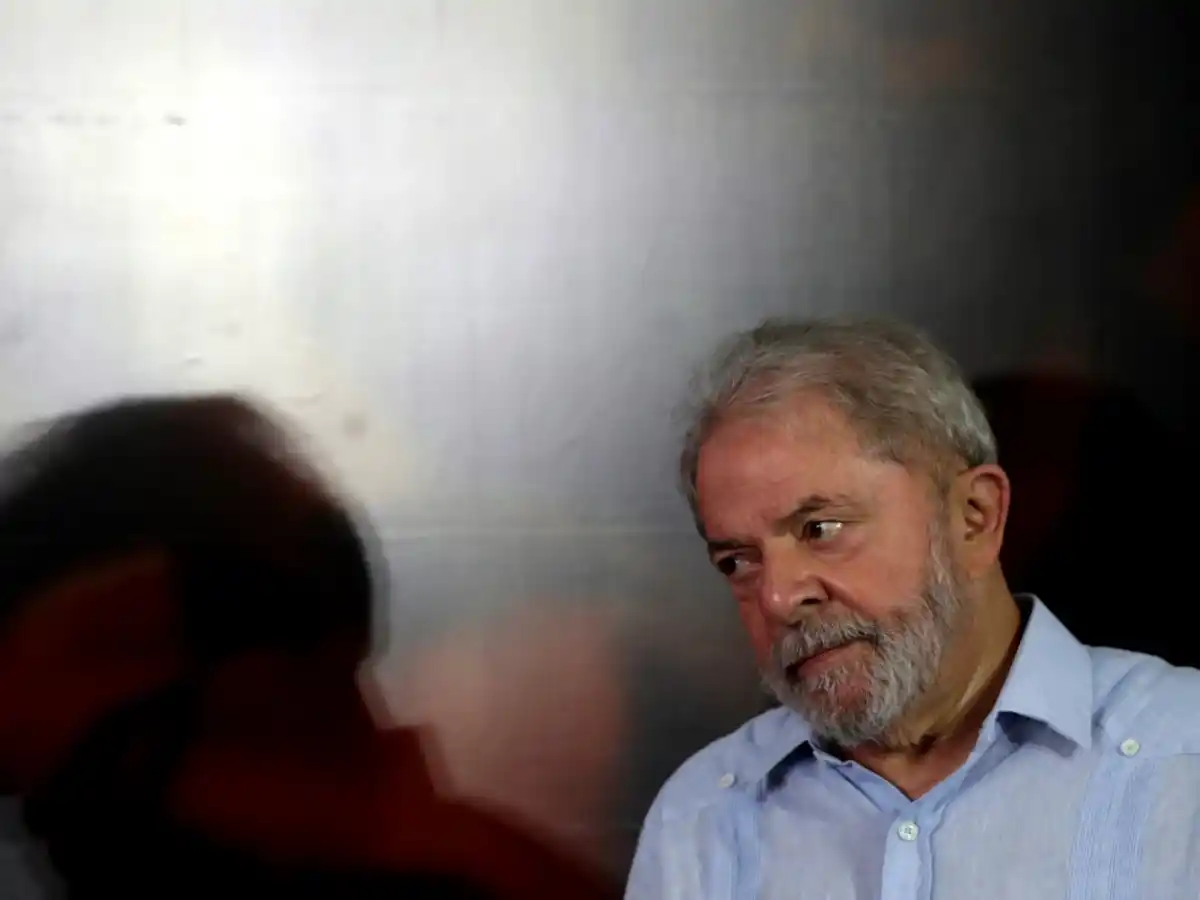 Venció el plazo para que Lula se entregue
