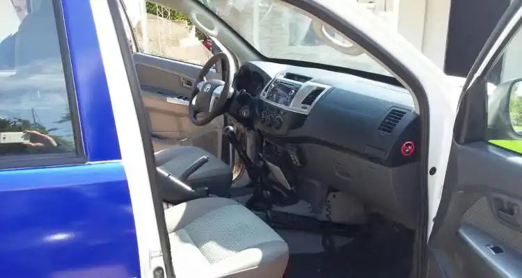 Robaron un comercio y dispararon al fugarse
