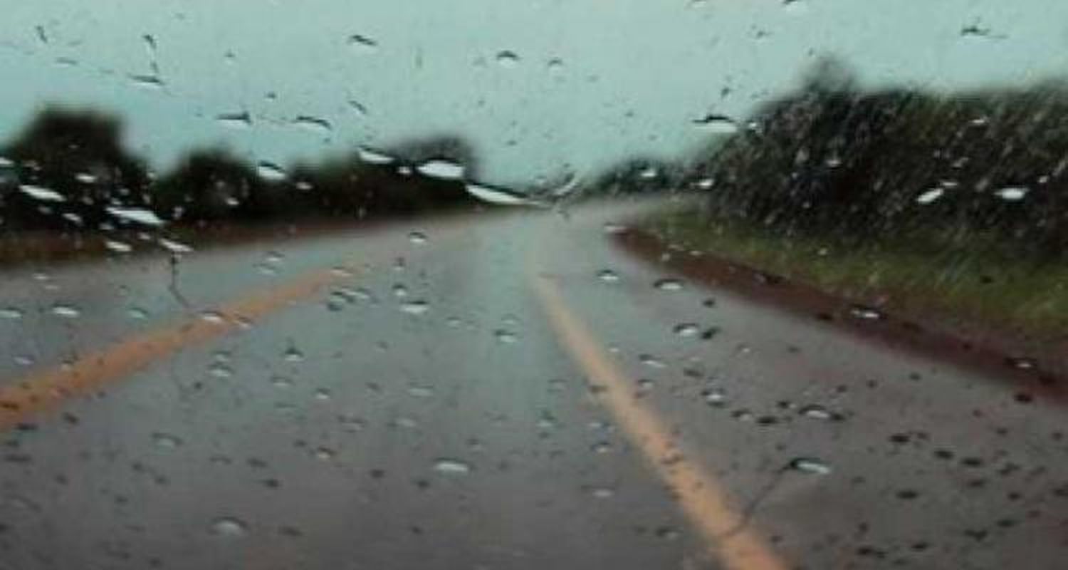 Ruta 9: Murió un motociclista tras perder el control en la autopista