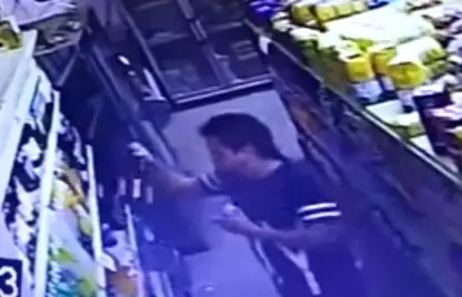 Video: entrerriano robó dos botellas de Fernet y regresó por más 